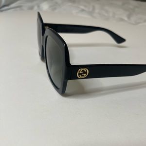 Pre owned authentic Gucci sunglasses